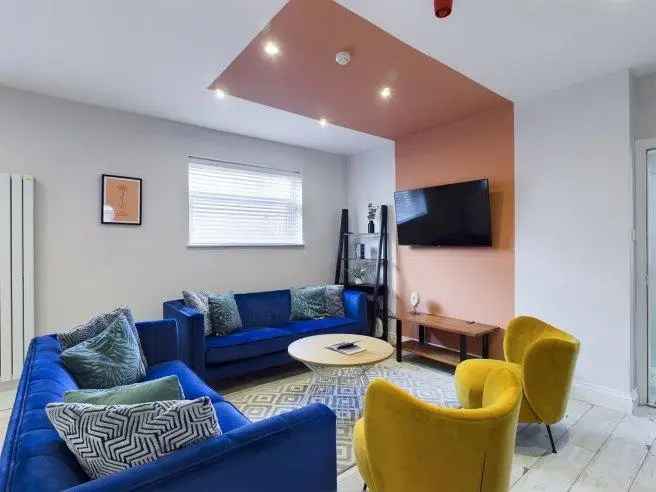 8 Bedroom Student House Share to Rent