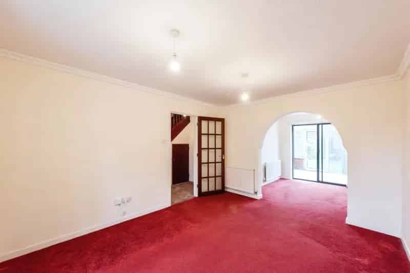 3 Bed House in Stowmarket with Garage and Garden