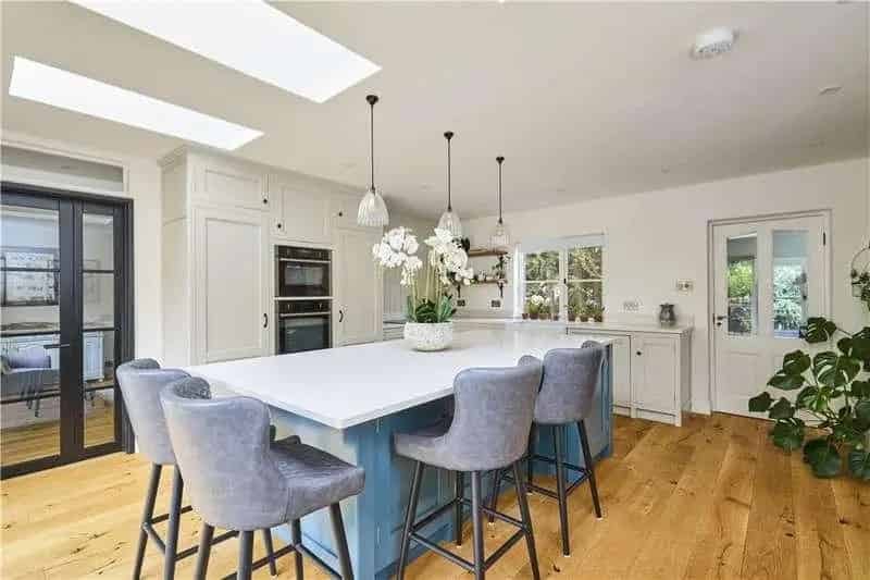 3 Bed Detached House for Sale in Ilkley