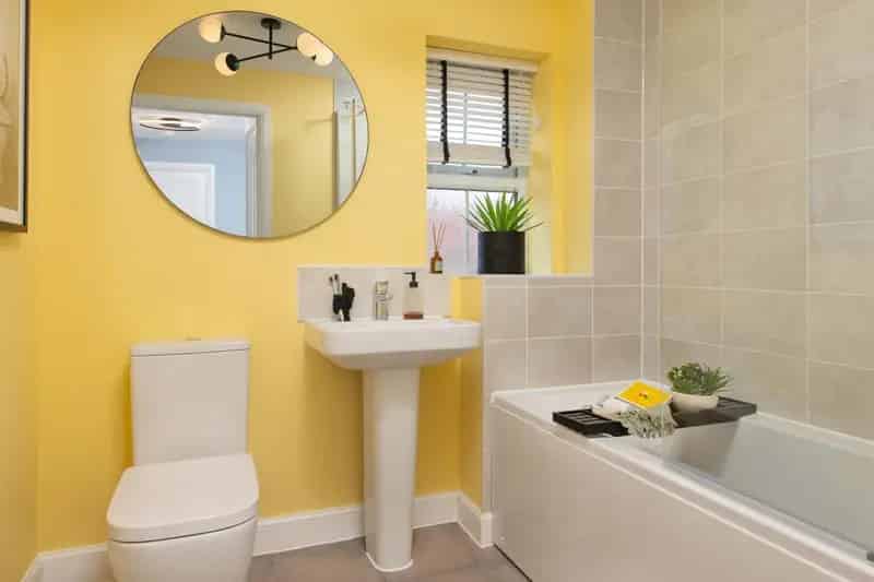 4 Bed House For Sale Modern Kitchen Spacious Lounge Family Bathroom