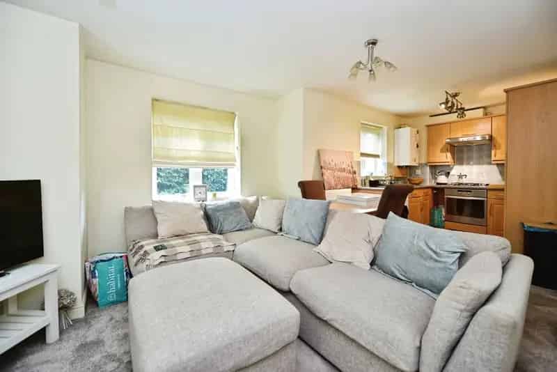 1 Bedroom Flat for Sale Sheffield S6 - Investment Opportunity
