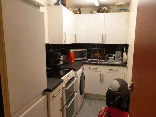 Flat For Rent in Peterborough, England