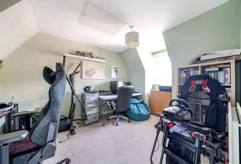 6 Bed Family Home For Sale