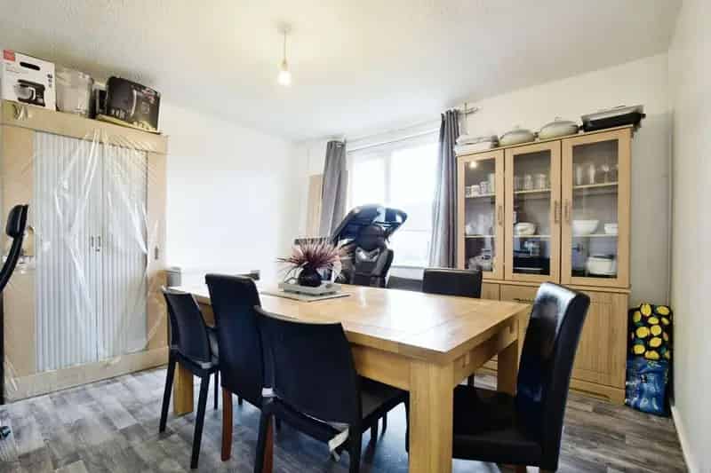 4 Bedroom Semi Detached House Manchester M22