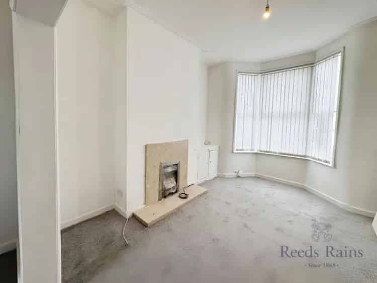 3 Bedroom Mid Terrace House to Rent Liverpool