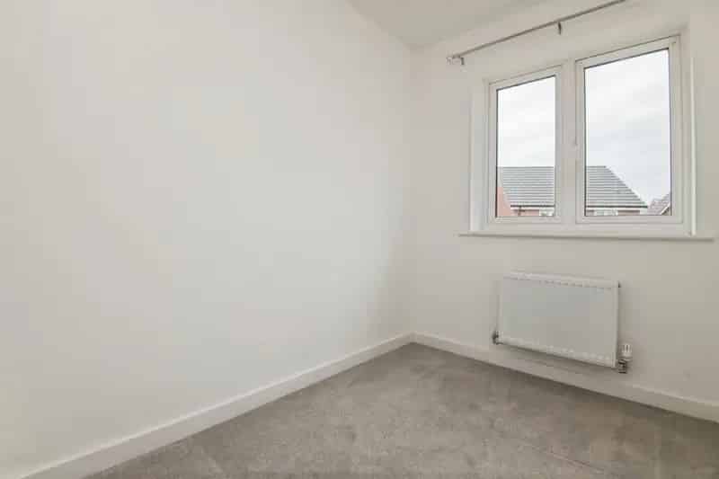3 Bedroom Family Home For Sale