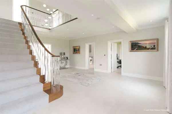 Luxury 12-Acre Country Residence near Llancarfan