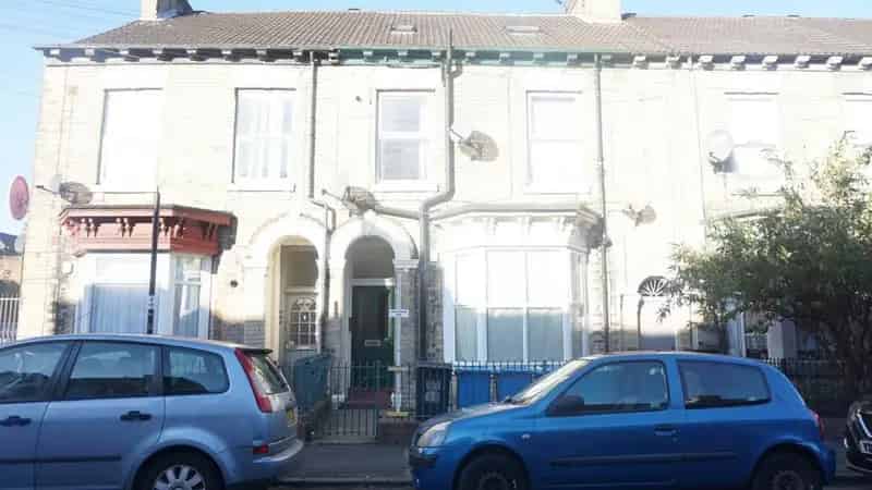 2 Bedroom Flat to Rent