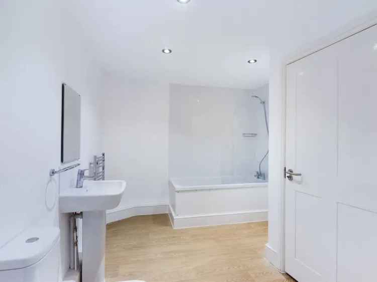 1 Bedroom Flat To Rent Available Now