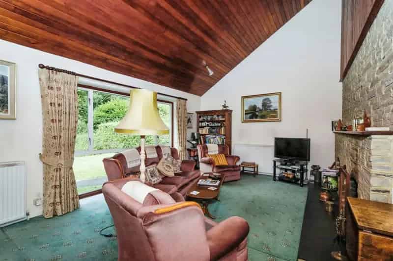 3 Bed Detached House Carters Corner Hailsham