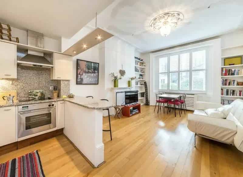 One Bedroom Flat Notting Hill High Ceilings Wood Flooring