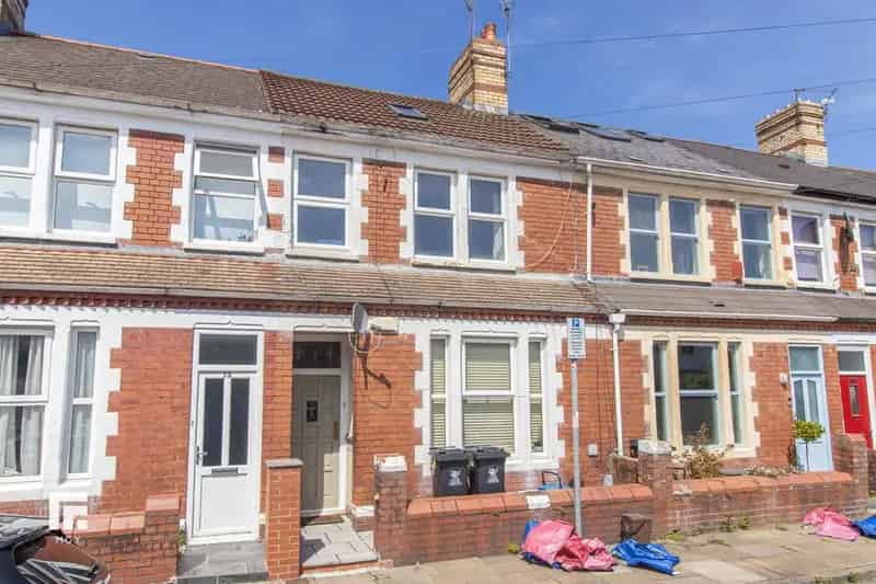 2 Bedroom Apartment to Rent