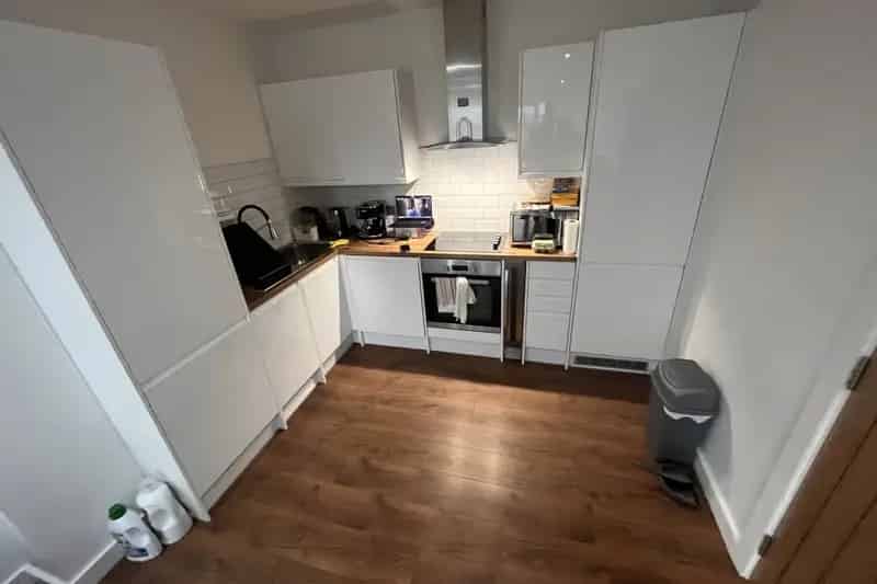 Two Bedroom Flat Town Center Zero Deposit Option Available