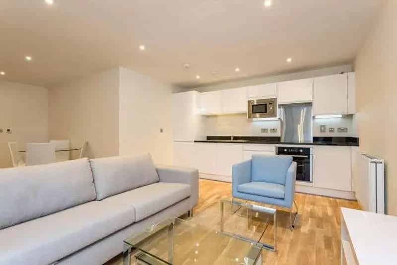 2 Bed Flat for Sale Limehouse Canalside