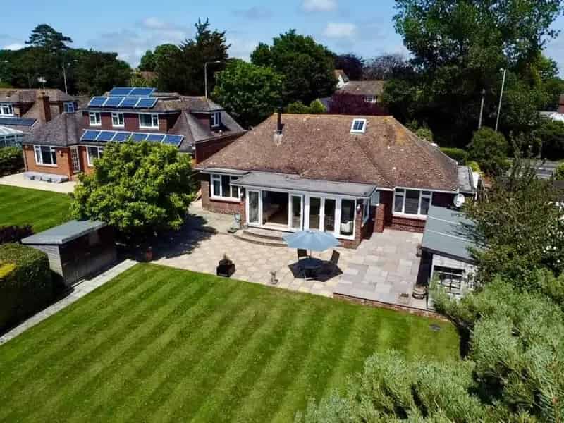 3 Bed Detached House with Stunning Sea Views