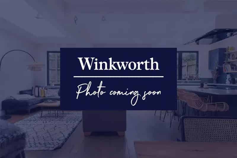 4 Bedroom House in London Furzedown