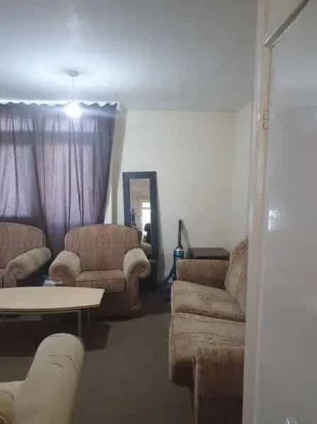 Close to Tram Station New Kitchen Apartment