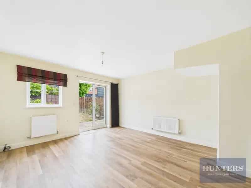 2 Bed Semi-Detached House for Sale