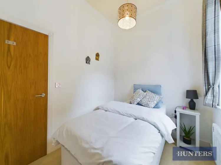 2 Bedroom Flat To Let Scarborough South Cliff Disabled Access