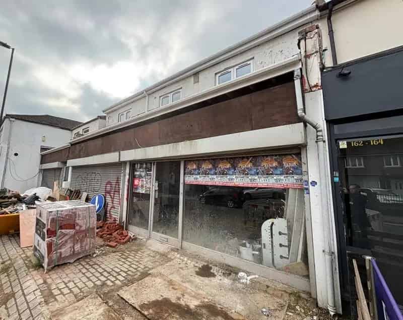 Southampton Commercial Unit 1011 sq ft  Open Plan Shell