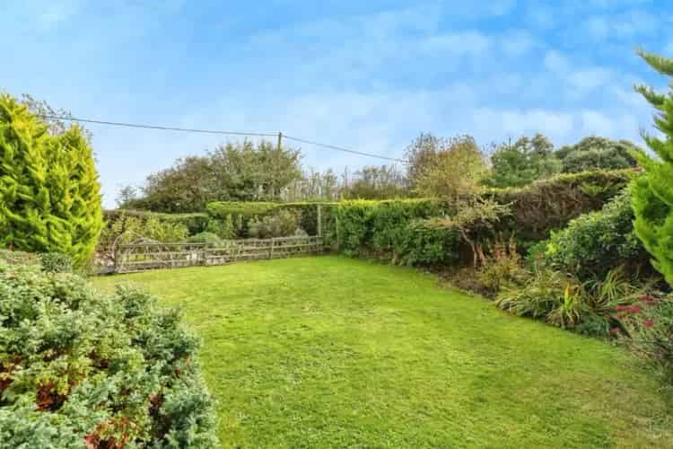 Overstrand Sea View Bungalow 2 Bedrooms Garage Gardens
