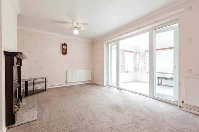 Two-Bedroom Detached Bungalow Royston