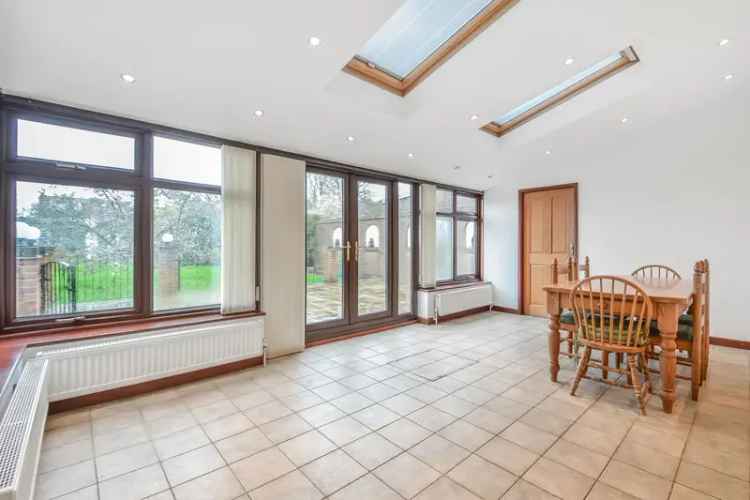 Detached House for sale with 4 bedrooms, Drayton, Hampshire