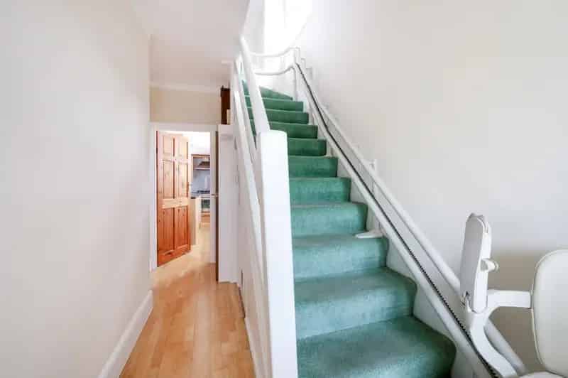3 bedroom House
 For Sale 
Total Size: 1037 SQ FT