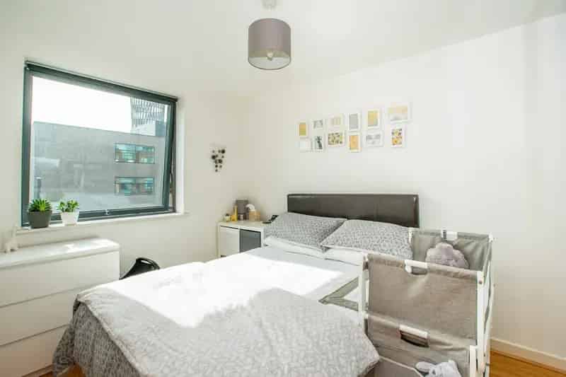 One Bedroom Flat Near Westfield Shopping Centre and Olympic Park