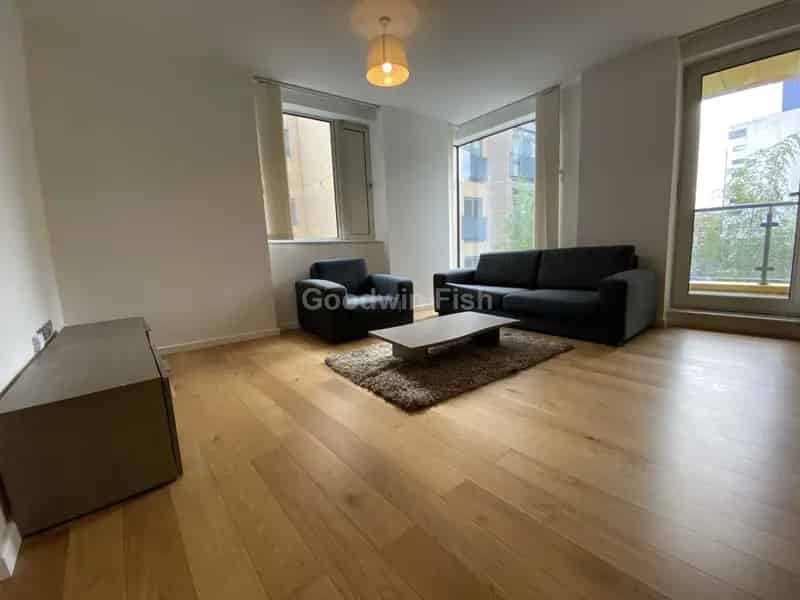 2 Bedroom Apartment House to Rent