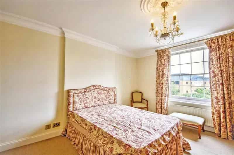 Grade II Listed Freehold House Eaton Socon Detached Garage 250sqm