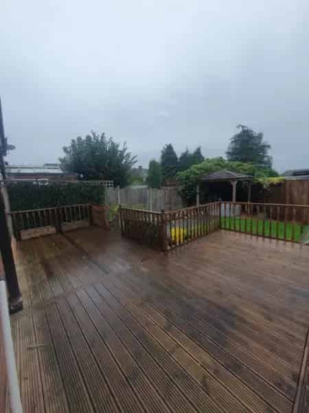 3 Bed House Large Garden Near Schools