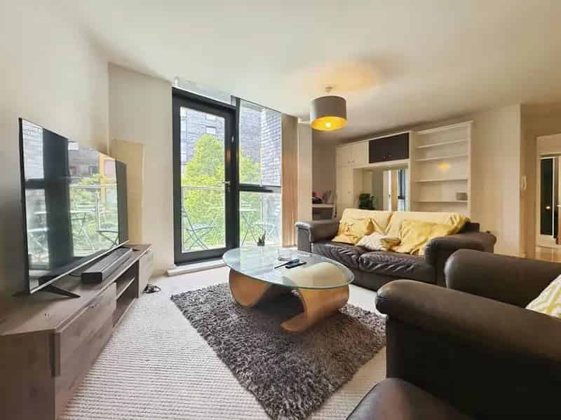 2 Bed Furnished Apartment Castlefield Manchester