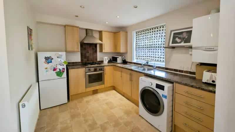 2 bedroom Flat
 For Sale