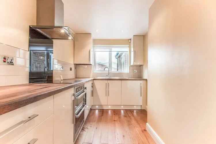 2 Bedroom End Terrace House for Sale Morley Leeds