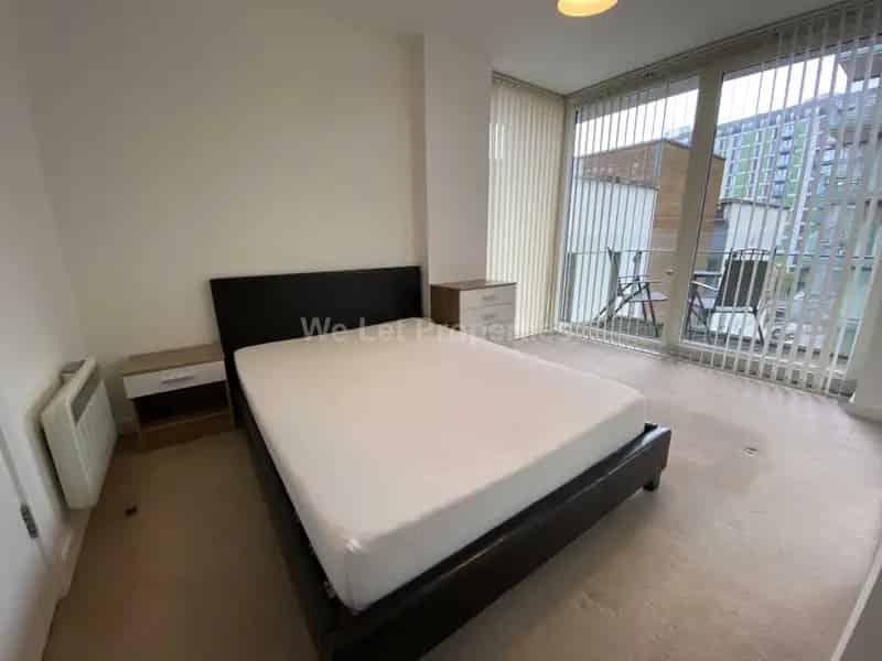 2 Bedroom Furnished Apartment Manchester City Centre