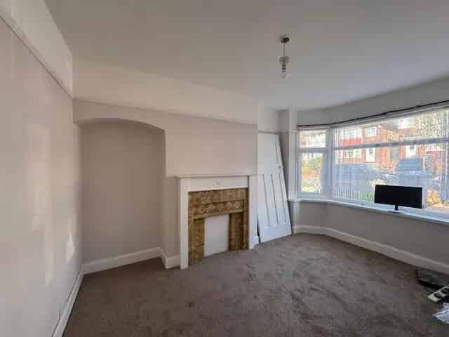 3 Bedroom Semi Detached House Perry Barr Zero Deposit Available