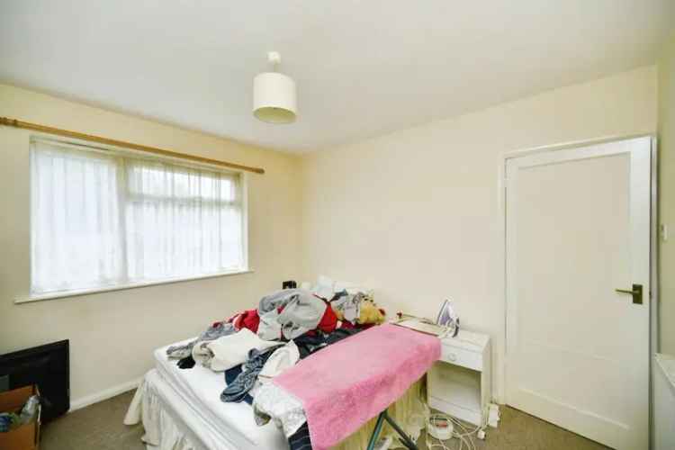 3 Bedroom End Terrace House For Sale