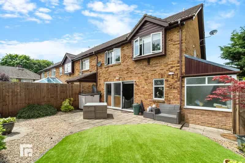 2 Bedroom End of Terrace House for Sale