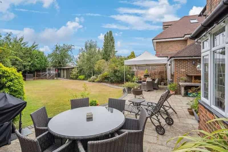 5 Bed House for Sale in Sought-After Location