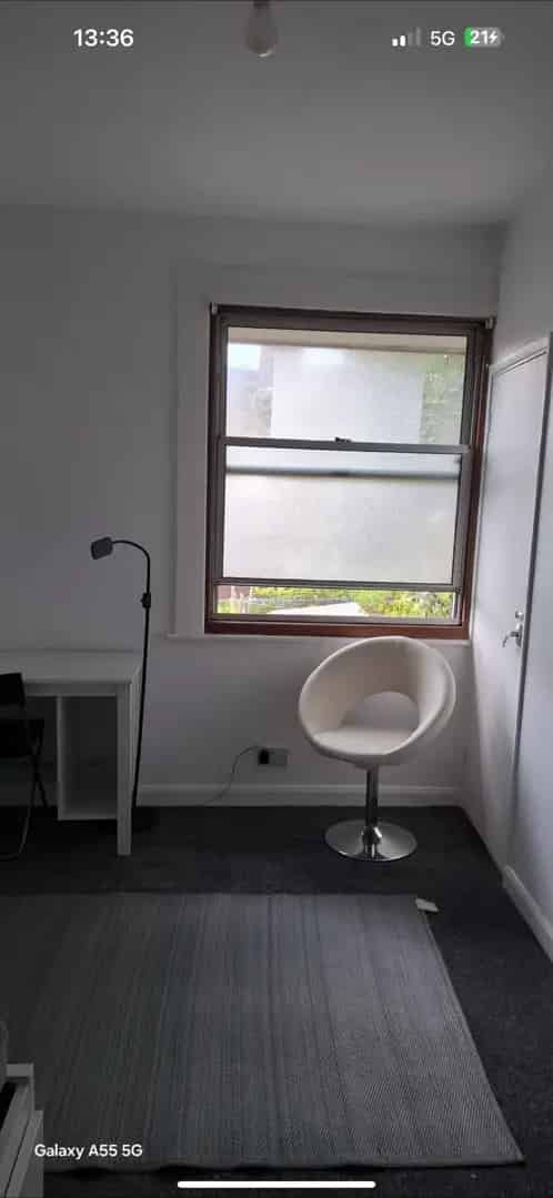 2 Large Double Rooms to Rent in End of Terrace House