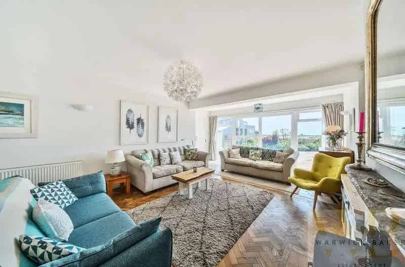 4 Bed Detached House For Sale Near Shoreham Beach