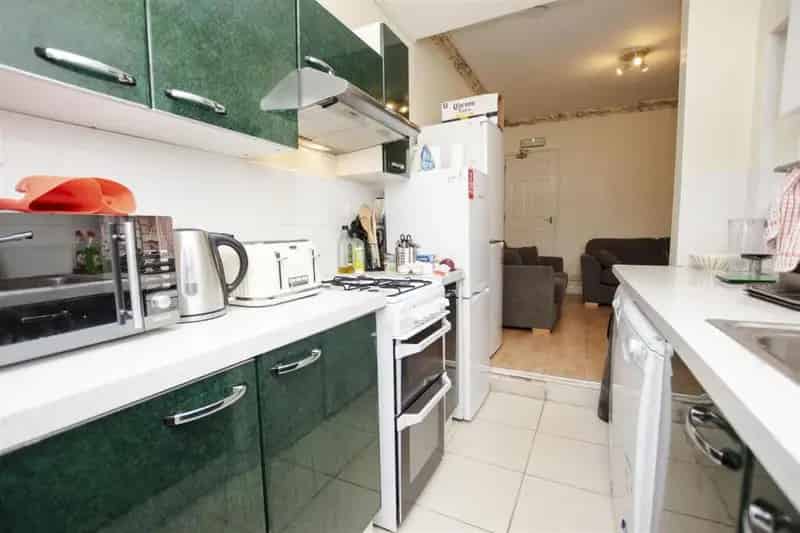 5 Bedroom Student House 2025 2026