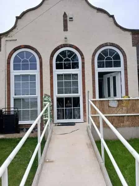 Extended Wheelchair Accessible 1-Bed Bungalow with Great Views