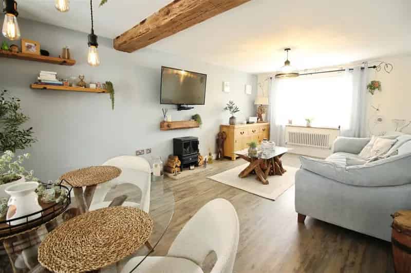 4 Bedroom Detached House for Rent