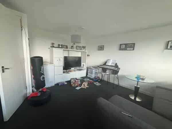 3 Bedroom House with Large Living Space and Ample Storage