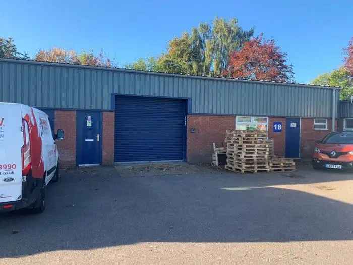 Warehouse To Let - Office WC Kitchen 3 Phase Power