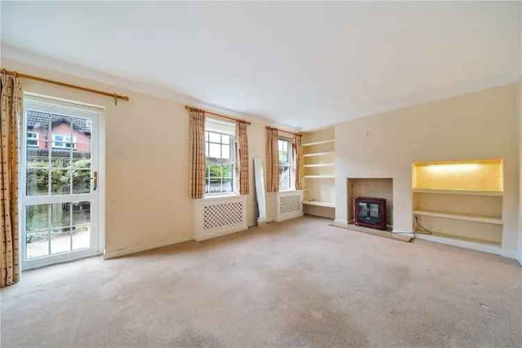 Three Bedroom Detached House Marlborough