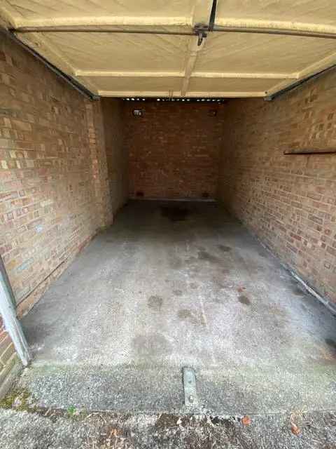 Garage for Rent Culloden Road Car Storage