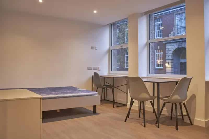 2 Bedroom Ground Floor Flat to Rent